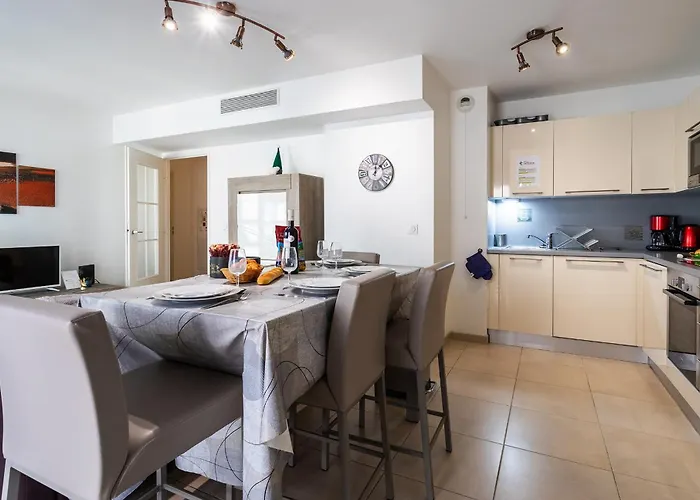 Appartement Jardins Massena Ap4088 Nice, By Riviera Homes *